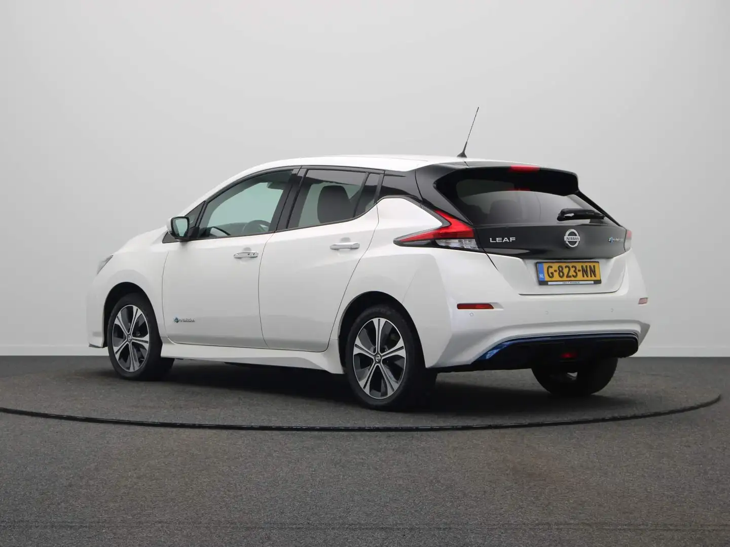 Nissan Leaf e+ N-Connecta 62 kWh | 385km WLTP | Stoelverwarmin Wit - 2