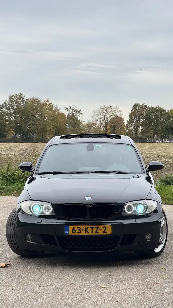BMW 130 130i / High Executive / Cup / M-sport / youngtimer Zwart - 2