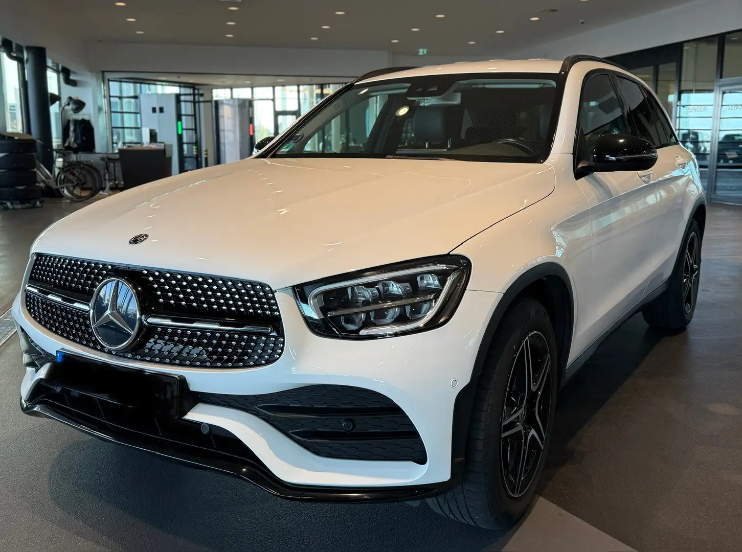 Mercedes-Benz GLC 300 GLC 300 4Matic (253.984)AMG , Junge Sterne Garanie Weiß - 2