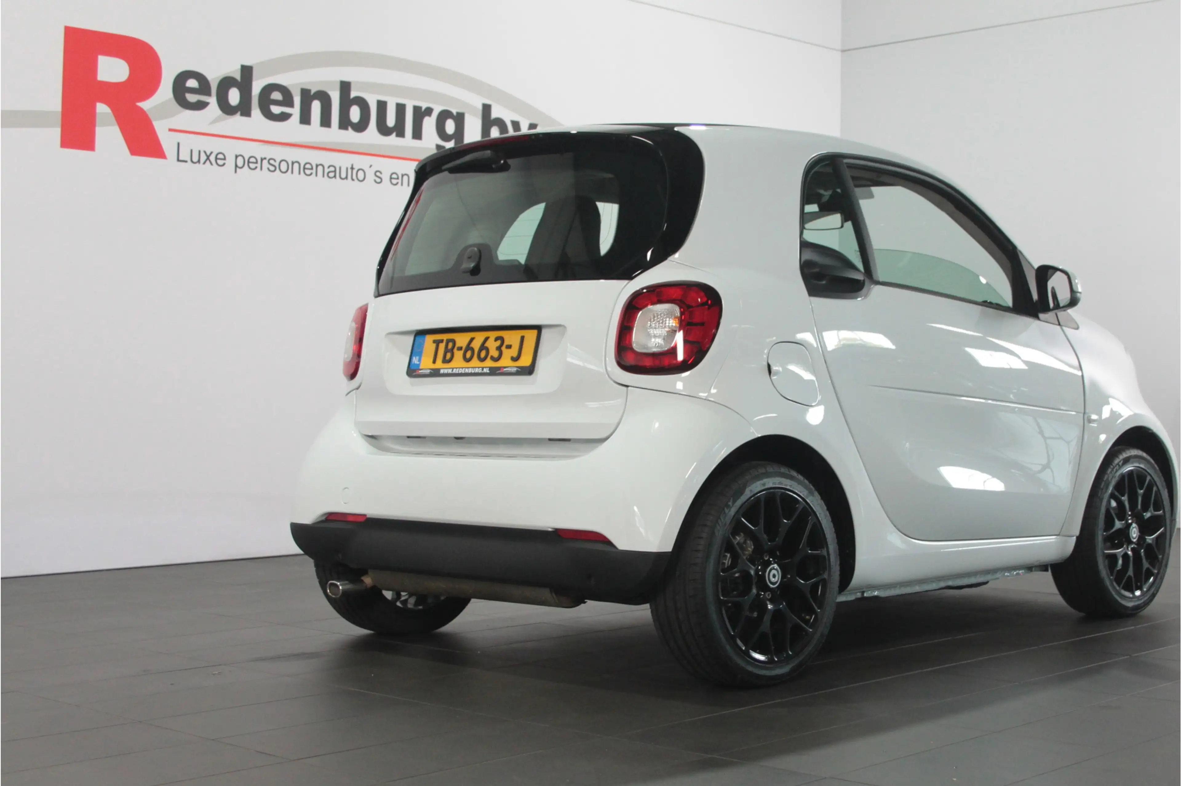 smart forTwo 1.0 Turbo Passion - Automaat - Airco / Bluetooth — photo 2