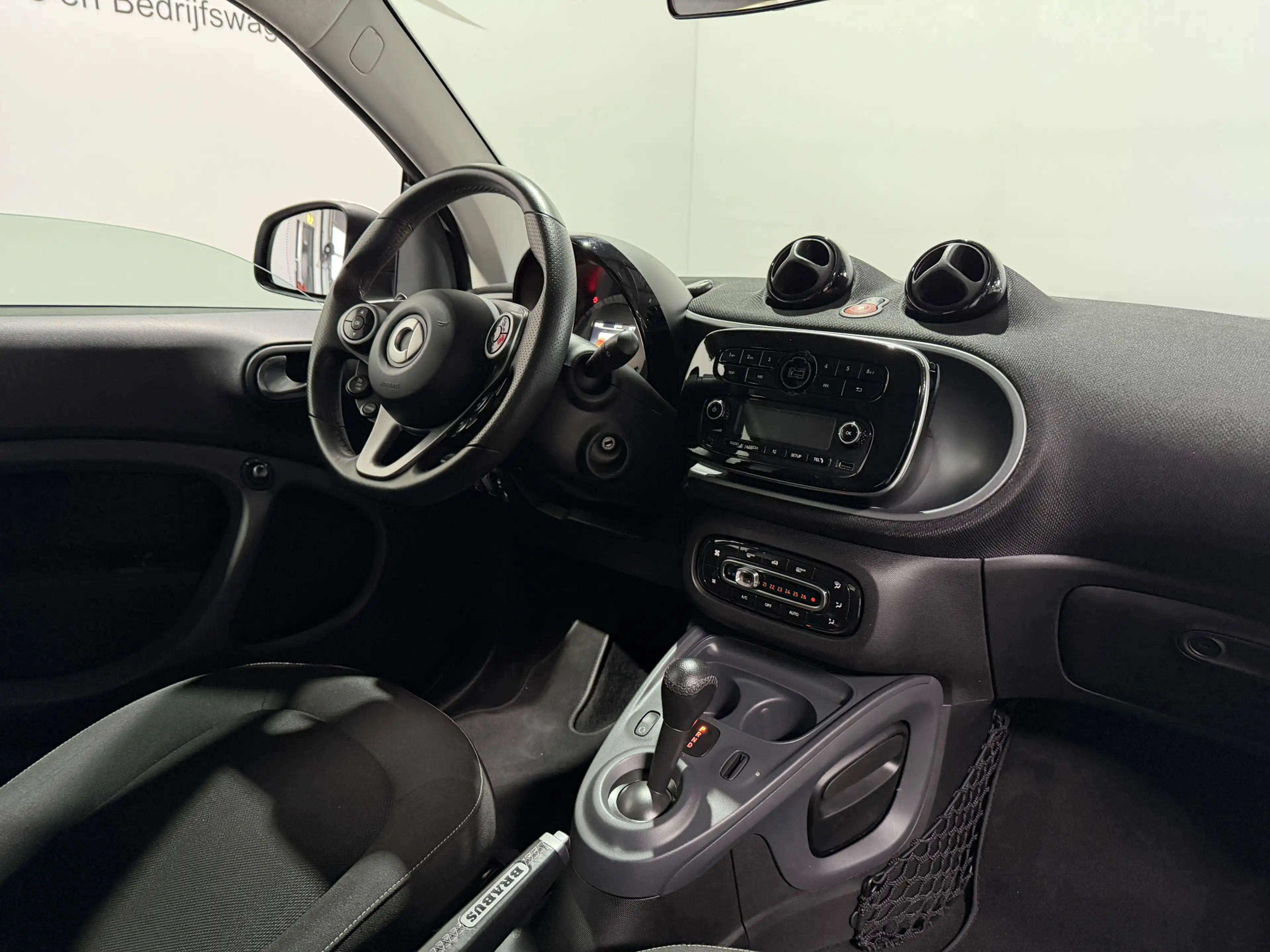smart forTwo 1.0 Turbo Passion - Automaat - Airco / Bluetooth — photo 3