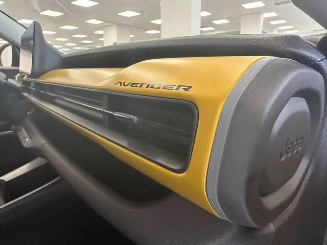 Jeep Avenger view 10