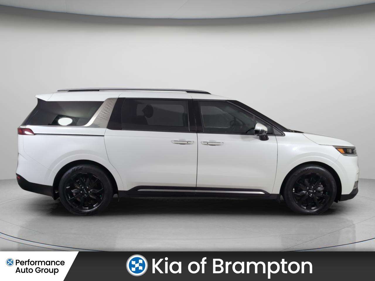 2023 Kia Carnival