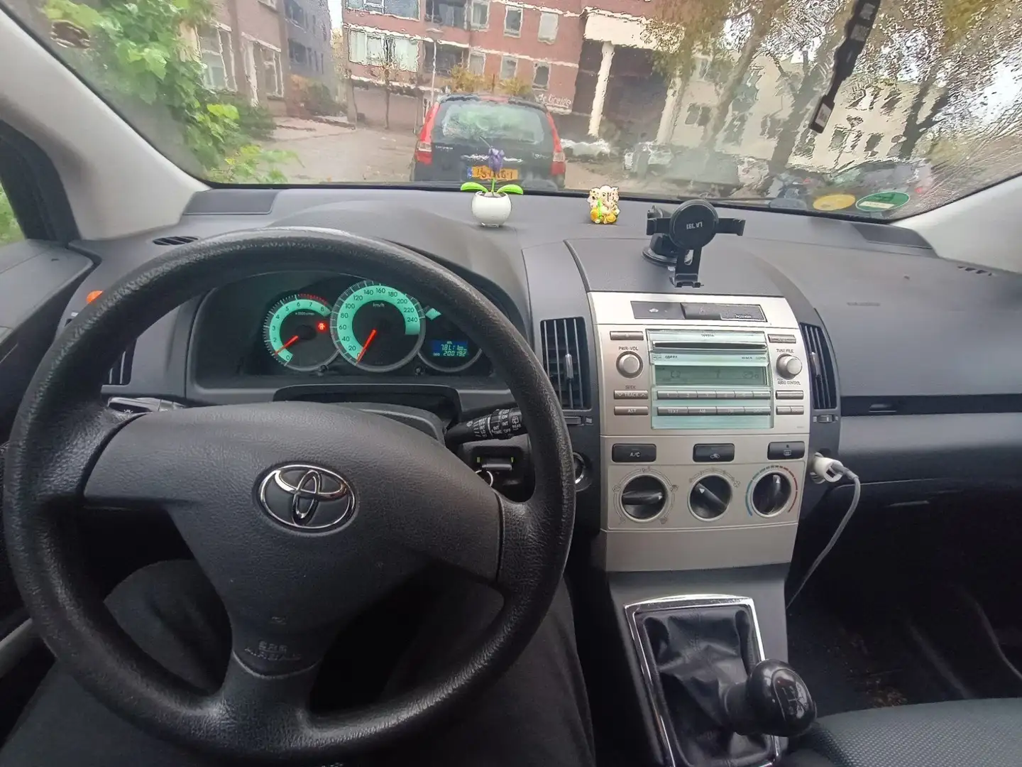 Toyota Corolla Verso Corolla Verso 1.6 VVT-i Terra Чёрный - 2