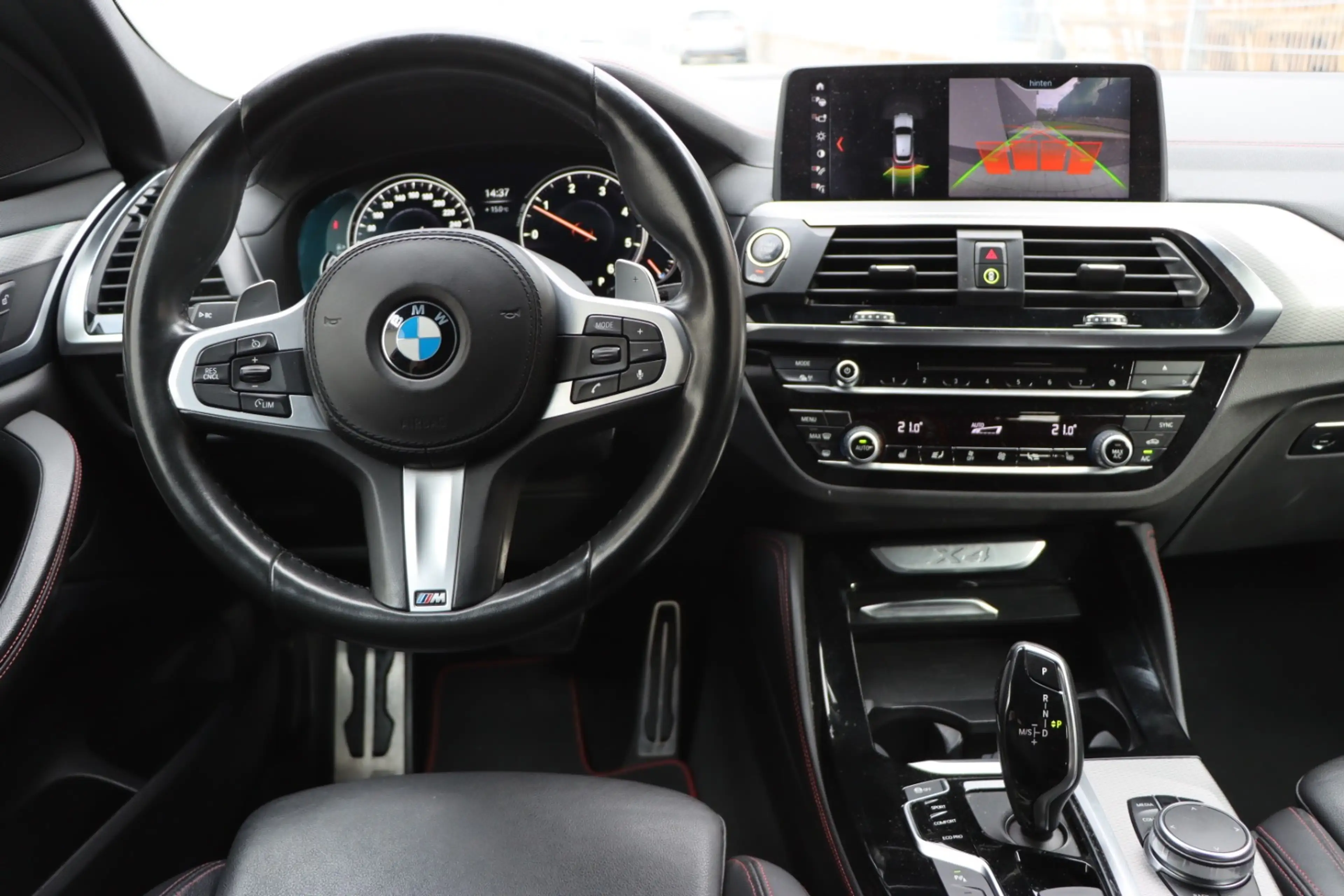 BMW X4 xDrive 20d M Sport/ Head Up/ Driving Assist / M-Sportbremsen / LED Scheinwerfer / — photo 12