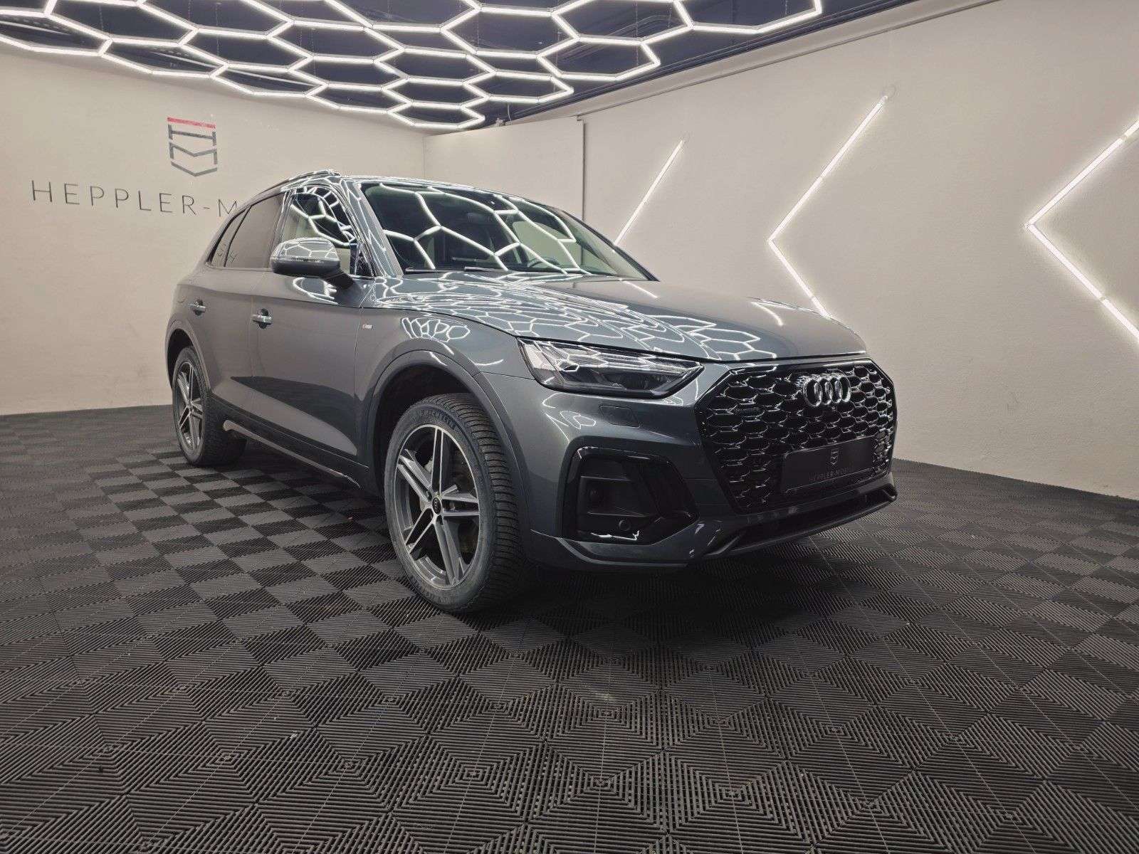 Second hand Audi Q5 2.0