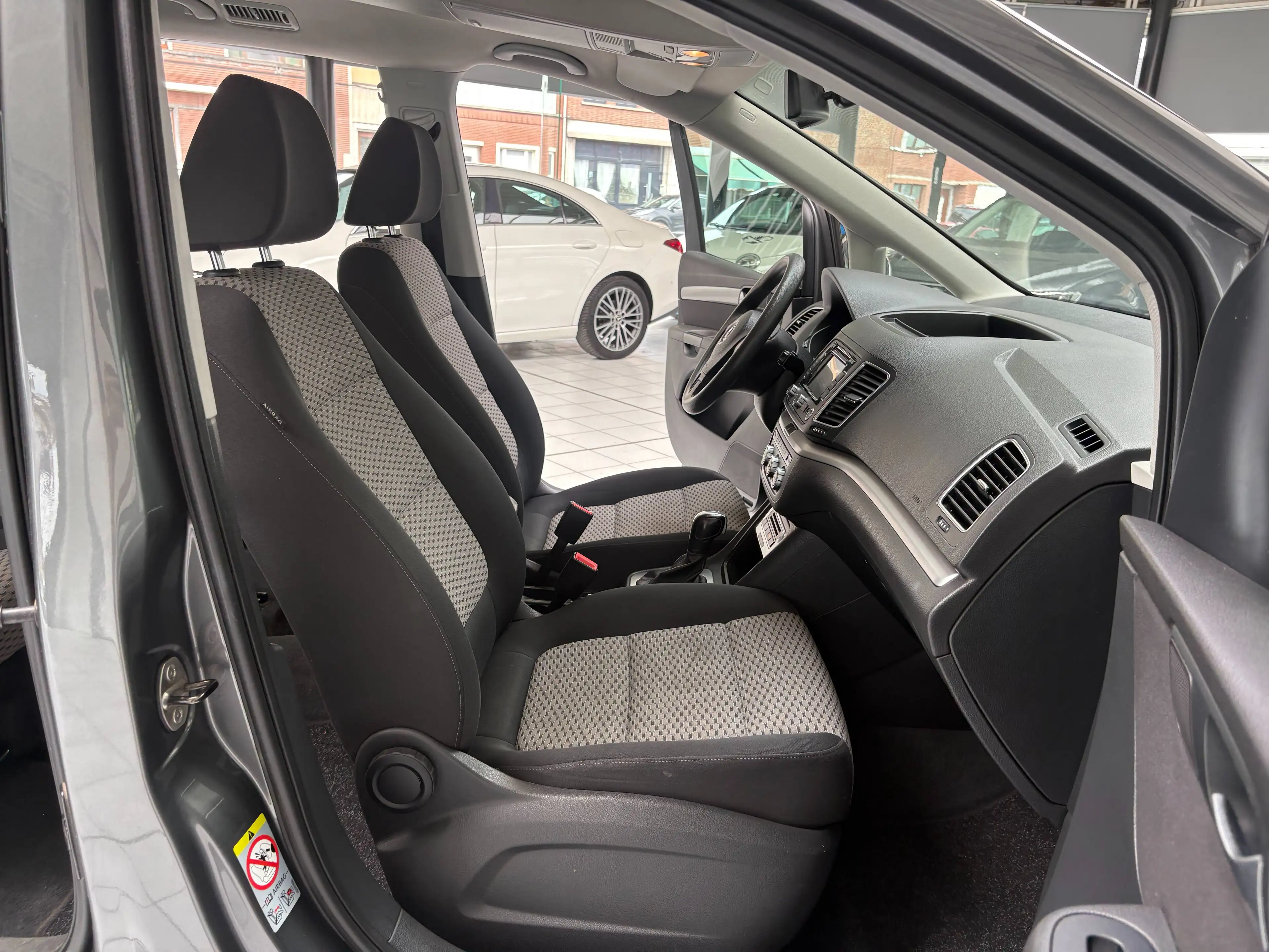 Volkswagen Sharan Sharan 2.0 TDi *7PL * GPS * PDC * JANTES * 1ER PROP * — photo 12