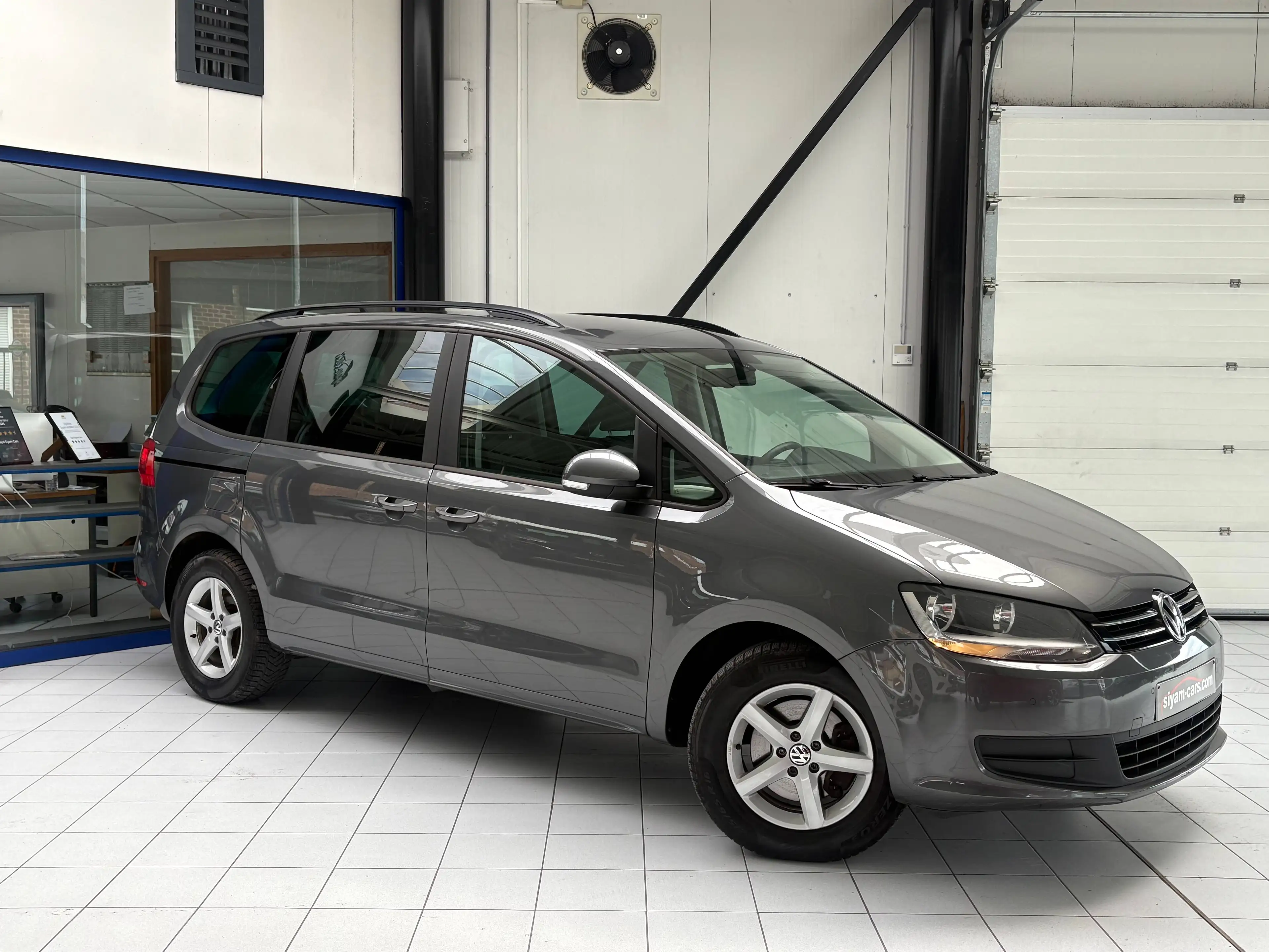 Volkswagen Sharan Sharan 2.0 TDi *7PL * GPS * PDC * JANTES * 1ER PROP * — photo 7