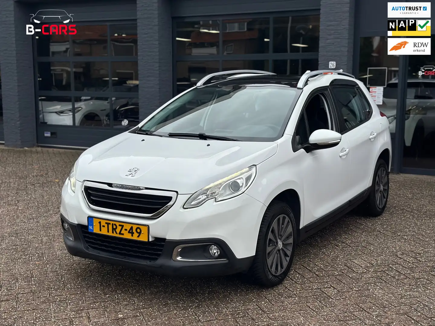 Peugeot 2008 1.2 VTi Active Navi|Automaat|Cruisec|Pano|Nap Blanc - 1