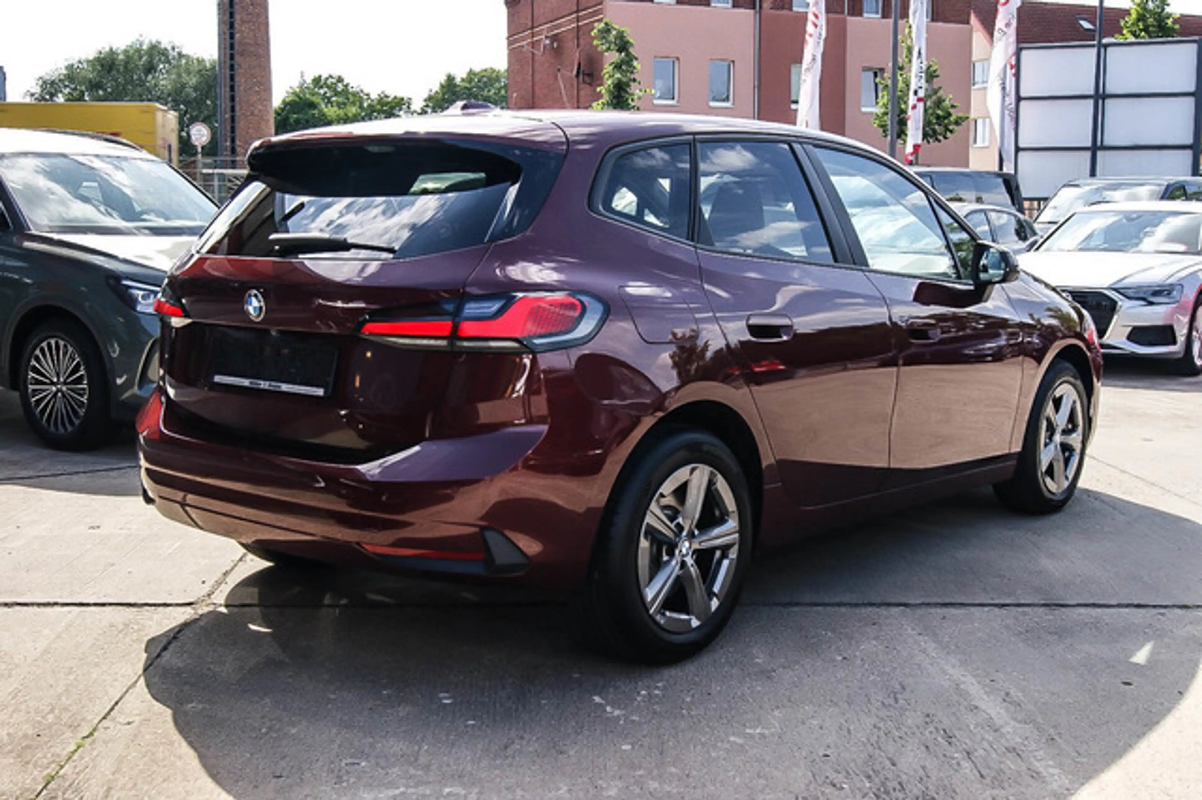 BMW 223 Active Tourer i xDrive LEDER HEAD-UP SPORT 4 — photo 3