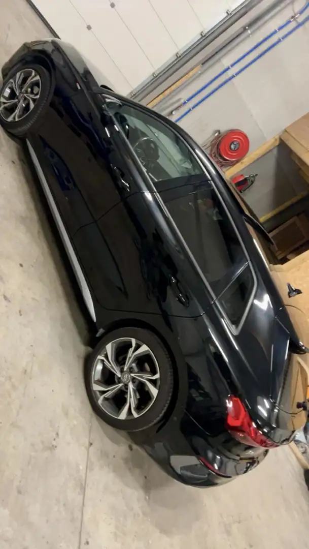 Audi A3 Sportback 35 TDI 150 S tronic 7 Line Noir - 2