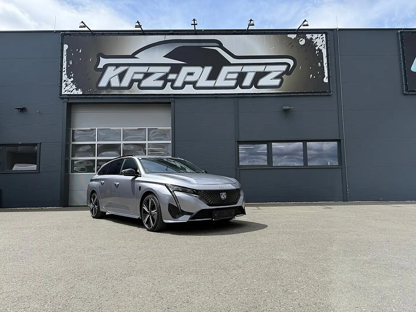 Peugeot 308 SW BlueHDi 130 S&S EAT8 GT Grau - 1