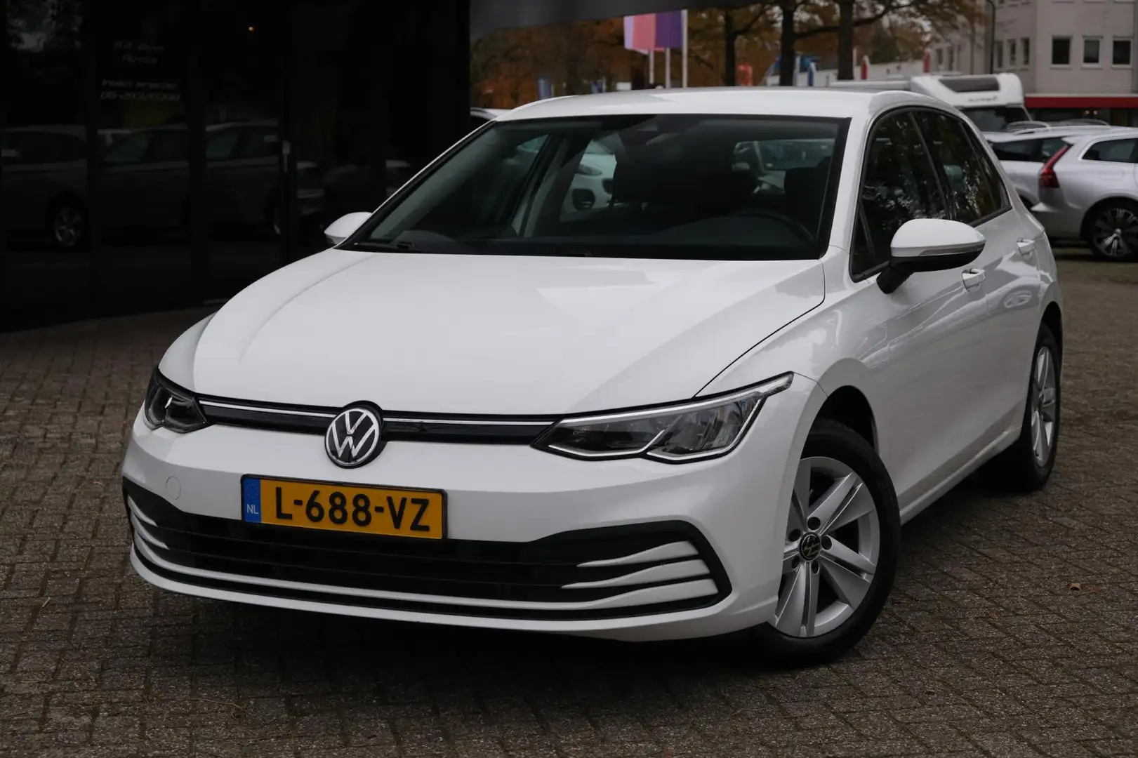 Volkswagen Golf 1.0 TSI Life/ACC/Winterpakket/Carplay/Sfeer/Lane Blanc - 1