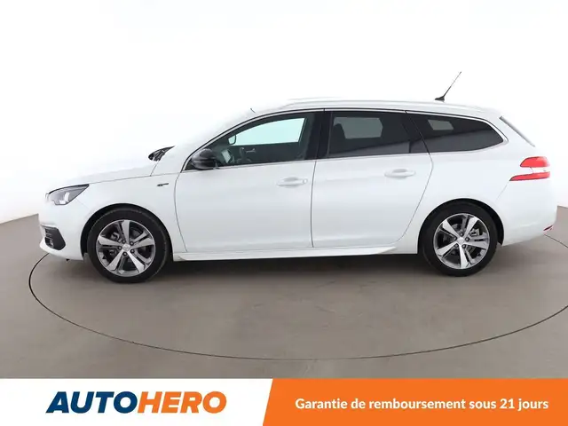 Peugeot 308 view 3