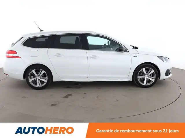 Peugeot 308 view 7
