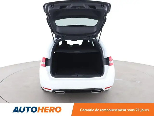 Peugeot 308 view 16