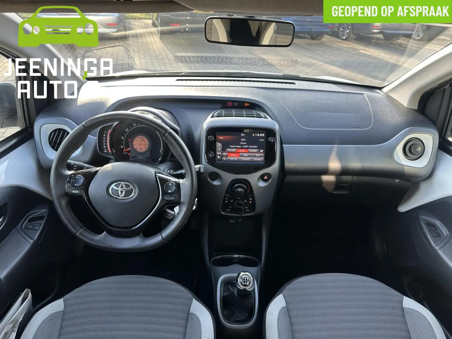 Toyota Aygo 1.0 VVT-i x-cite|Cabrio|Camera|AppleCarPlay Weiß - 2