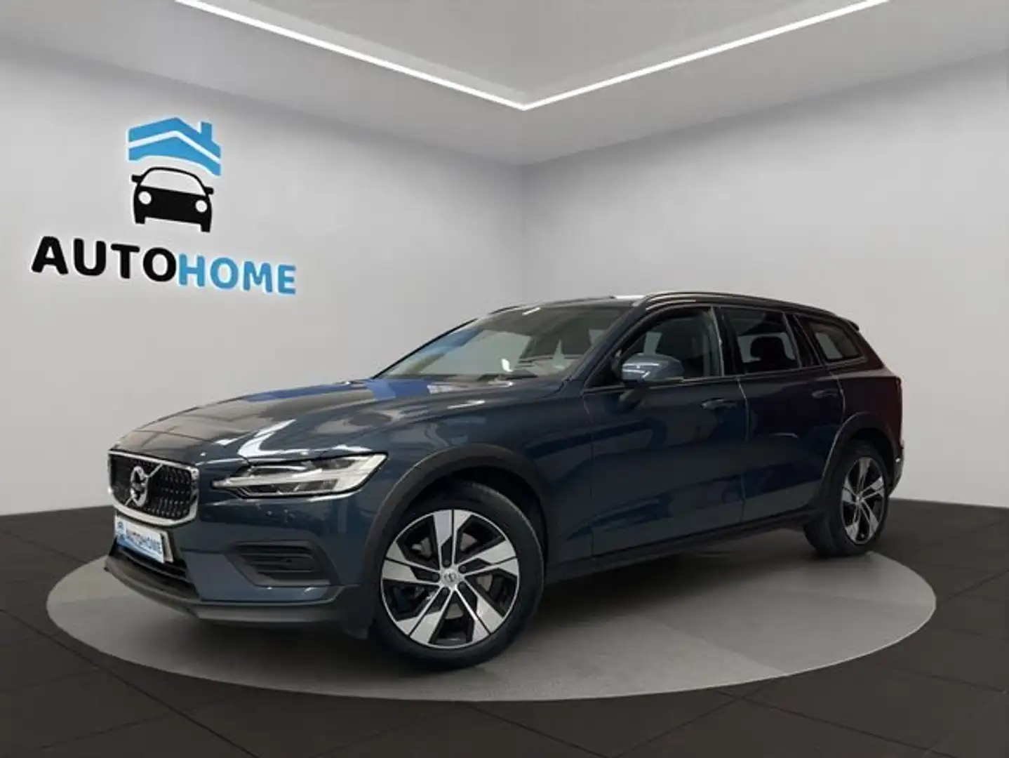 Volvo V60 2.0 B4 (D) AWD Cross Country AUTO Azul - 1