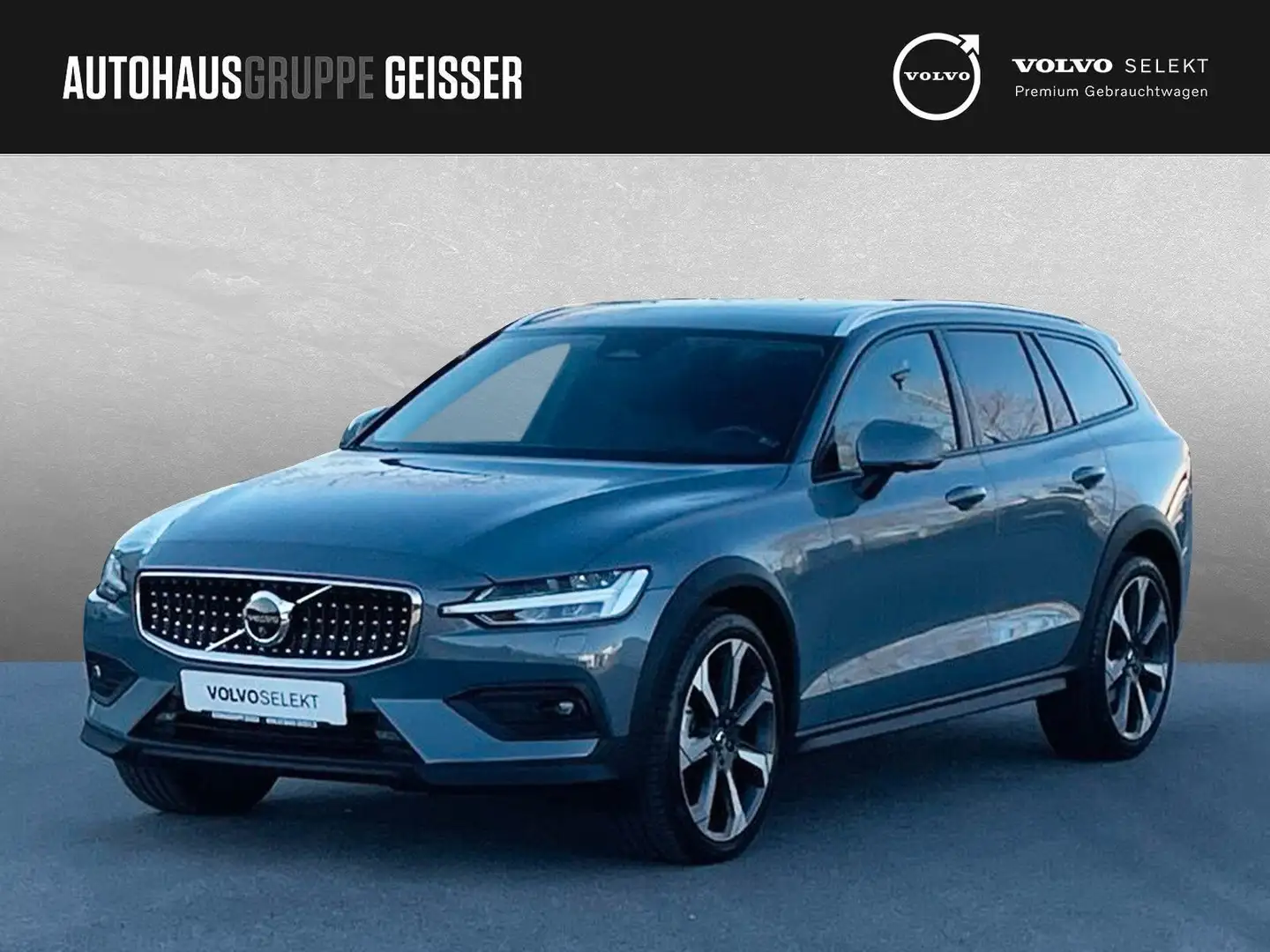 Volvo V60 Cross Country B4 AWD Mild-Hybrid Ultimate Grau - 1