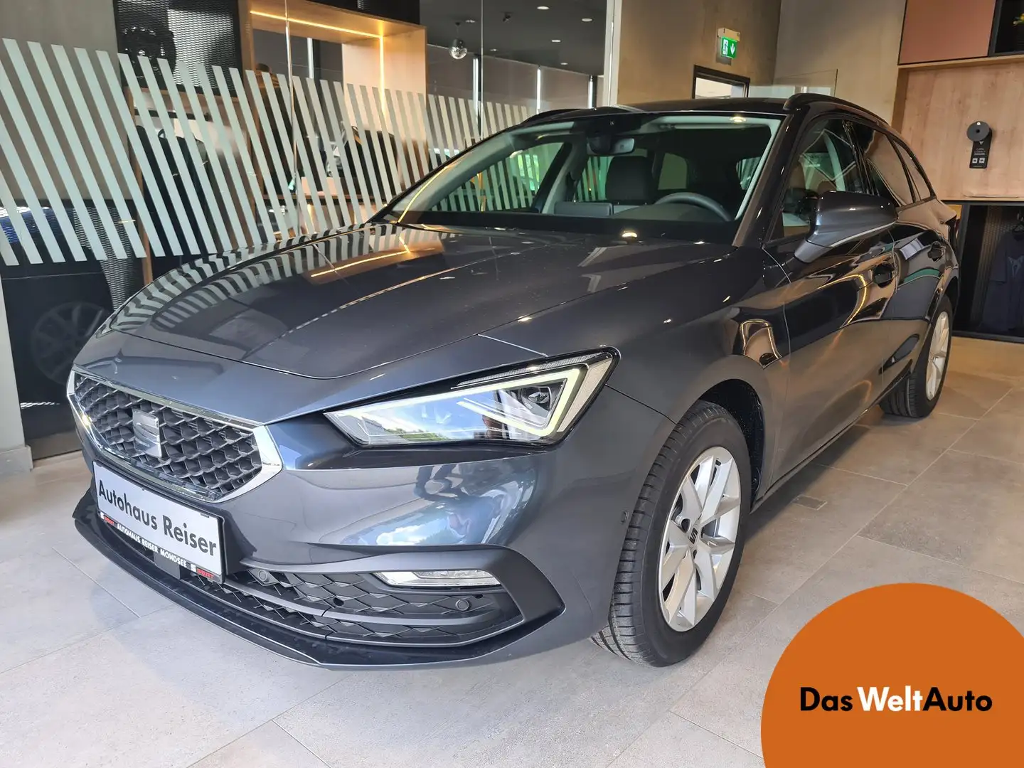 SEAT Leon Style Edition 1.5TSI 115PS Grau - 1