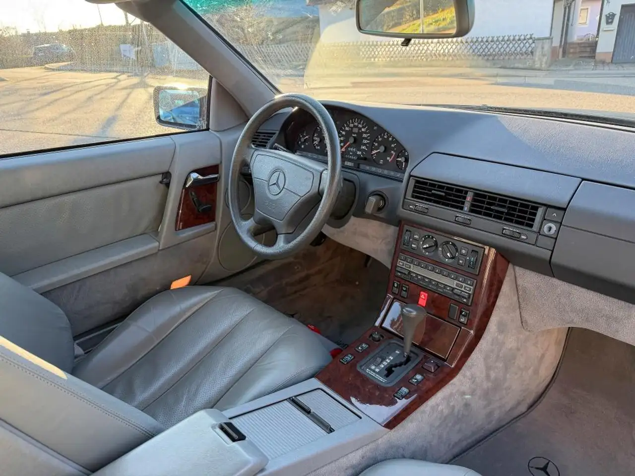 Mercedes-Benz SL 300 AUT LM Leder SHZ elSitz, foto 6