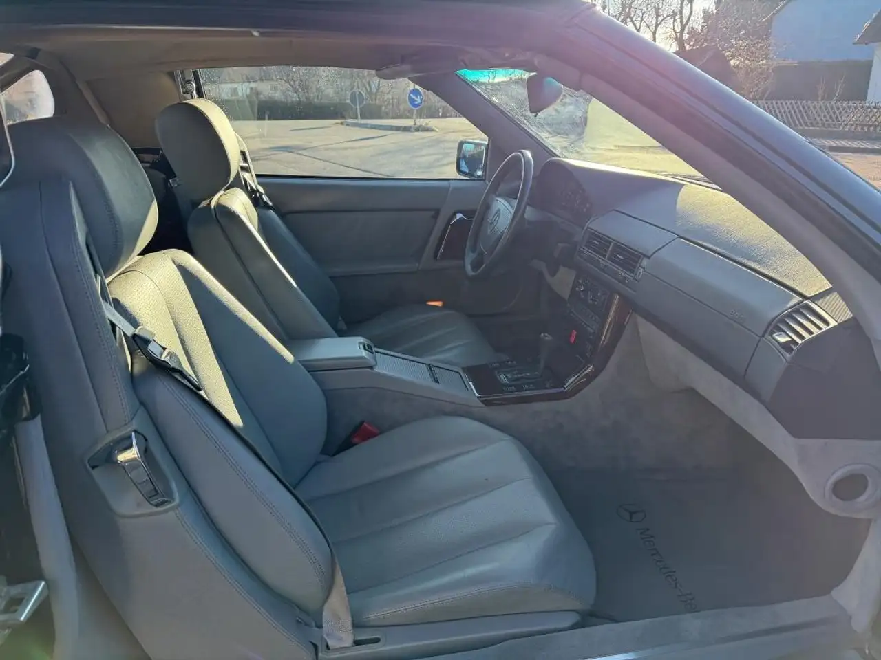 Mercedes-Benz SL 300 AUT LM Leder SHZ elSitz, foto 5