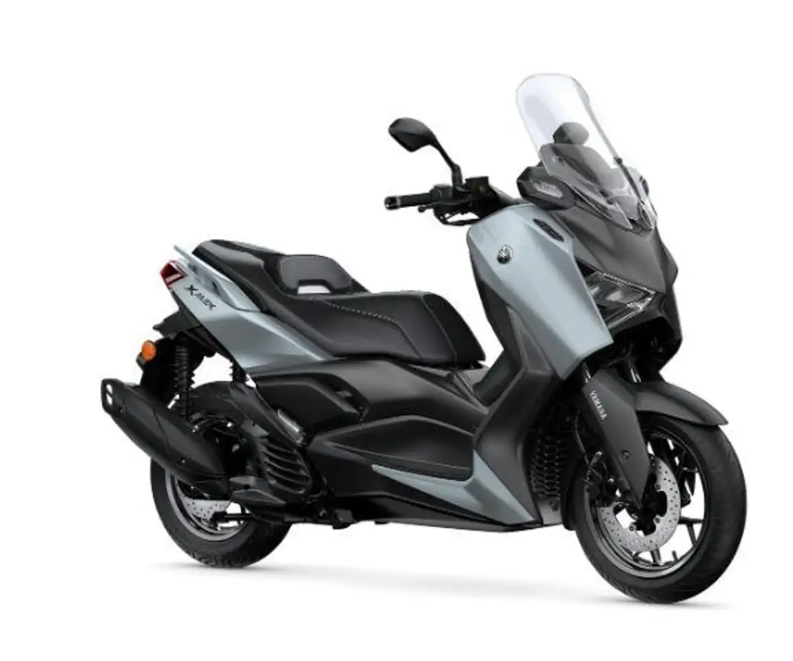 Yamaha X-Max 125