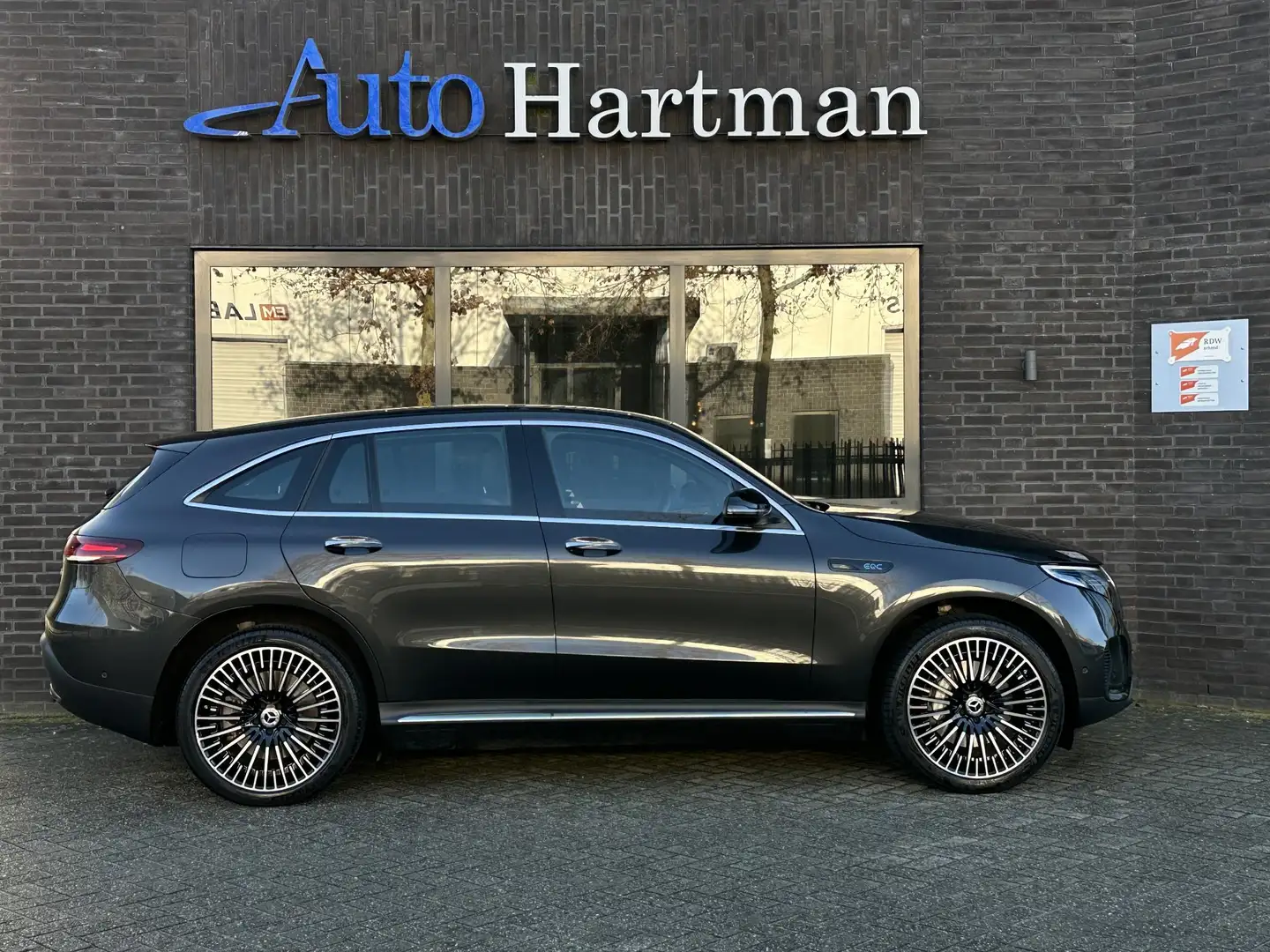 Mercedes-Benz EQC 400 4MATIC Business Luxury 80 kWh ACC|21"|CAMERA|STOEL Gris - 2