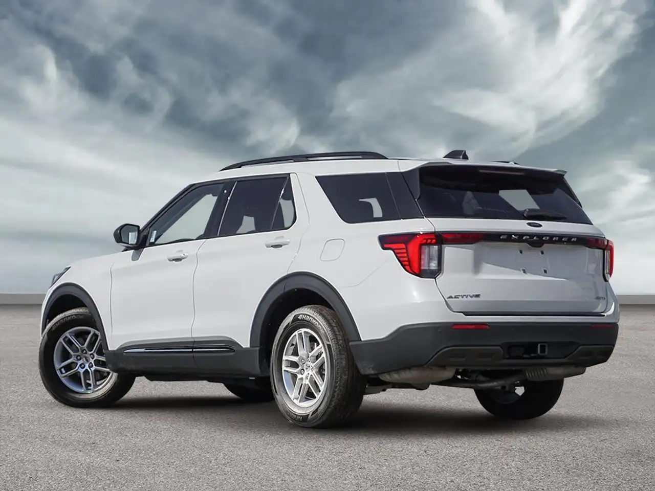 Ford Explorer снимка Ford Explorer