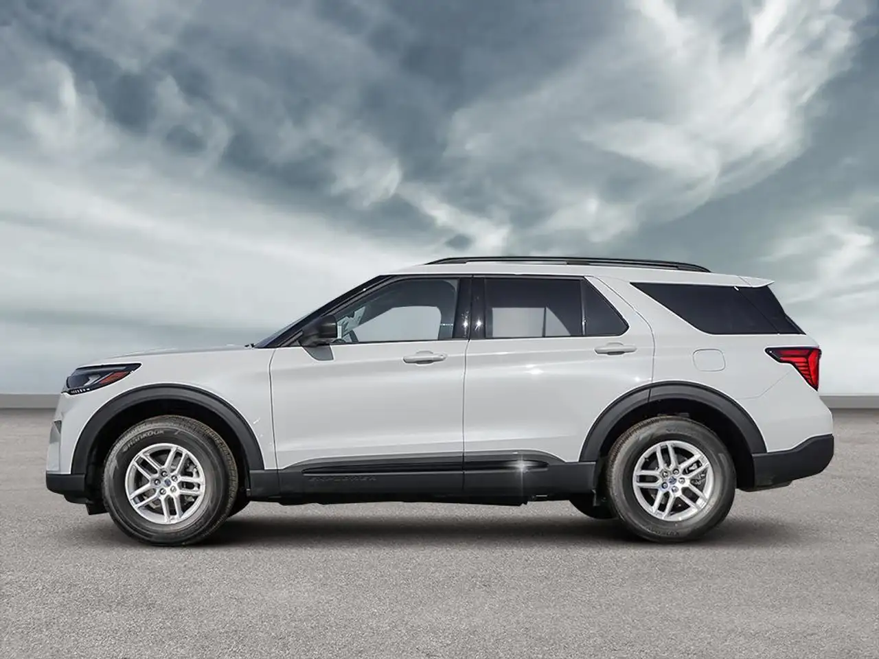 Ford Explorer снимка Ford Explorer
