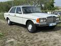 Mercedes-Benz 250 Mercedes w123 250 6 cilinder 137.000km - thumbnail 4