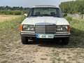 Mercedes-Benz 250 Mercedes w123 250 6 cilinder 137.000km - thumbnail 1