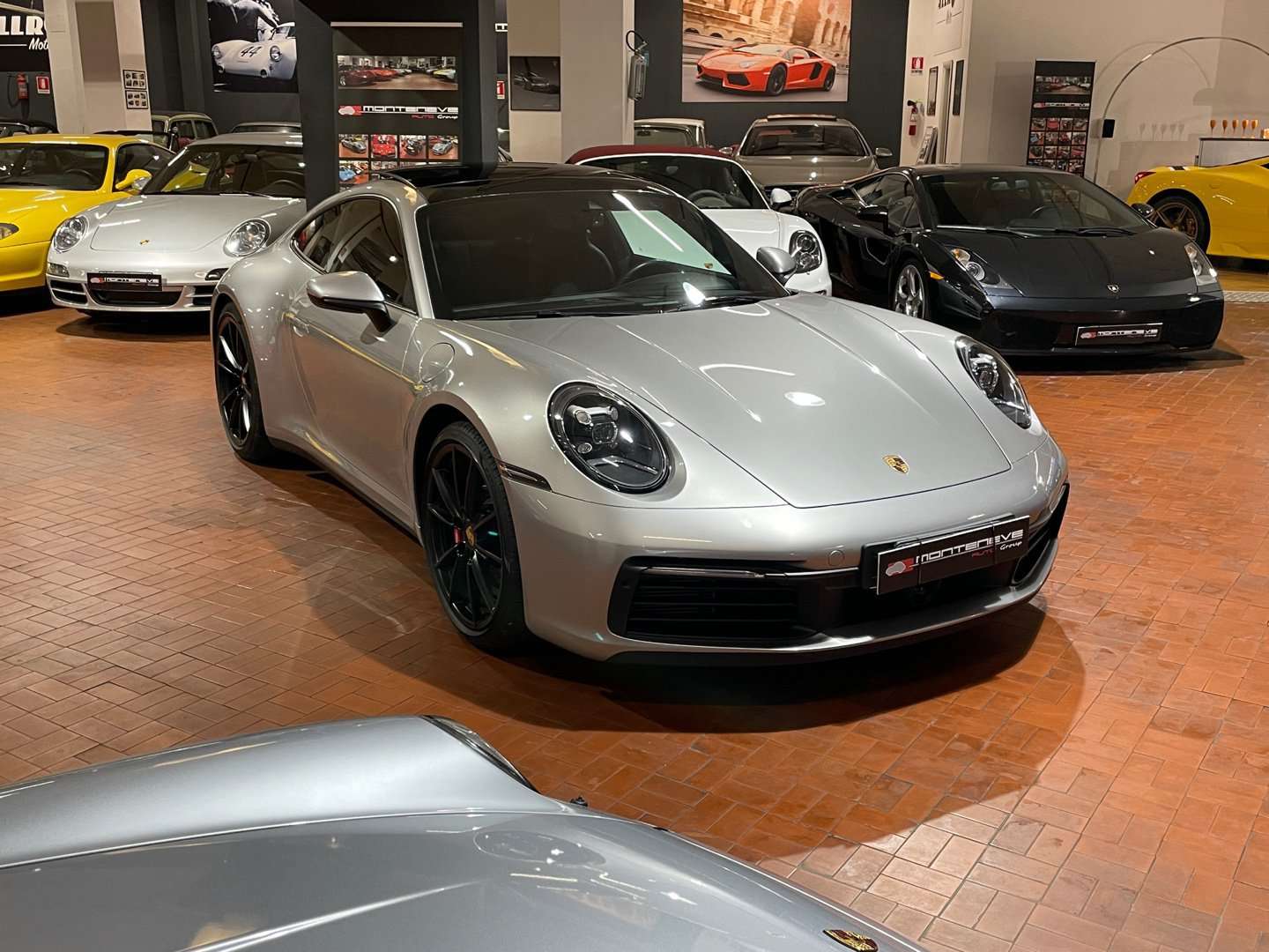 Porsche 992