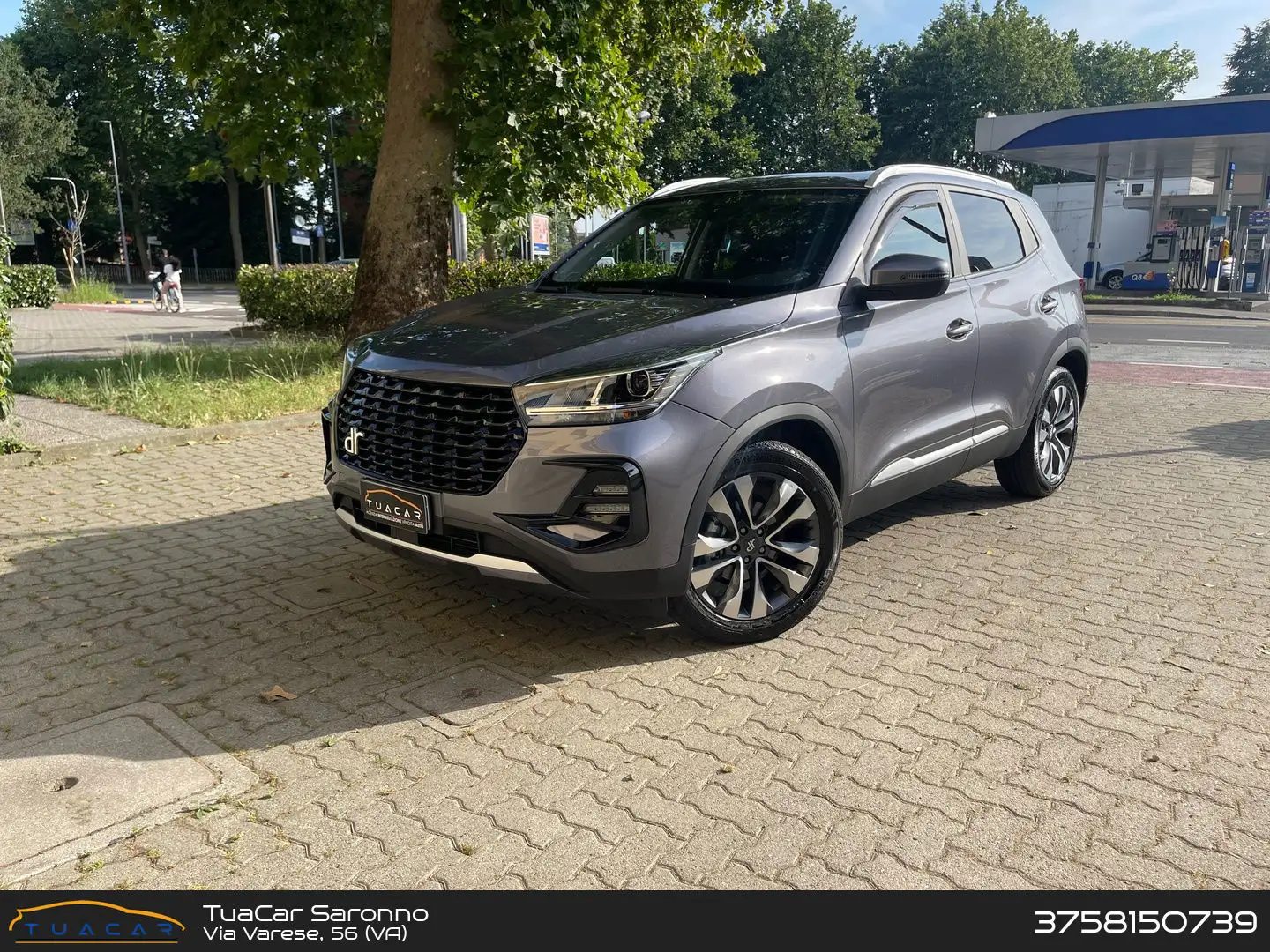 DR Automobiles DR5 -- 1.5 Bi-Fuel Gris - 1