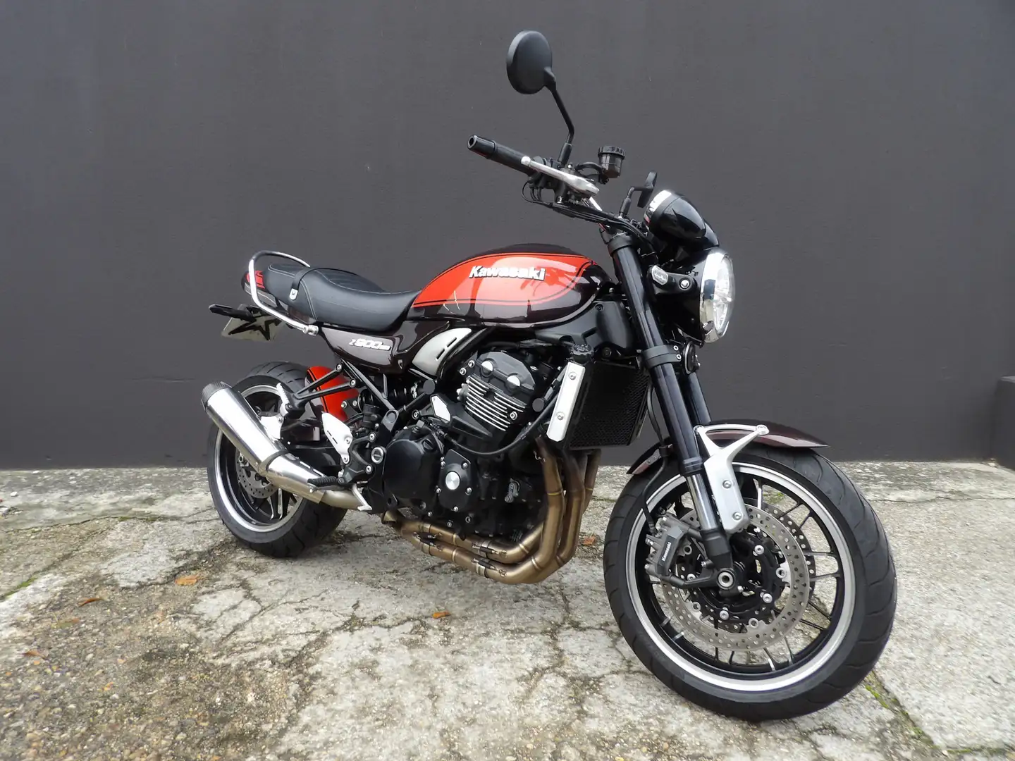 Kawasaki Z900RS Barna - 2