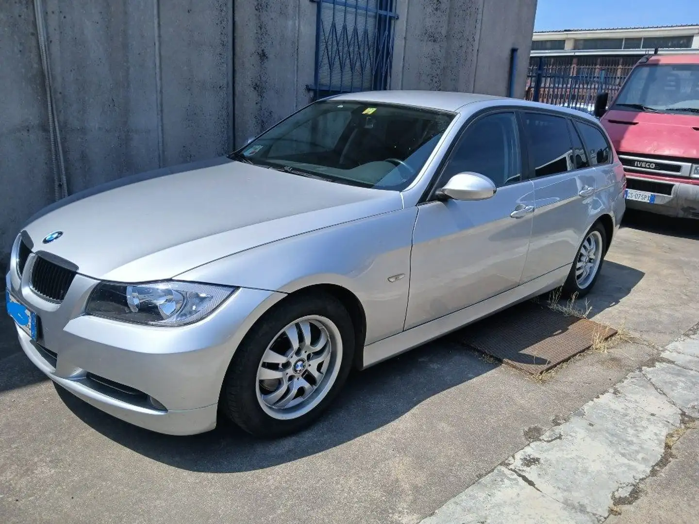 BMW 320 d cat Touring Attiva Grigio - 1