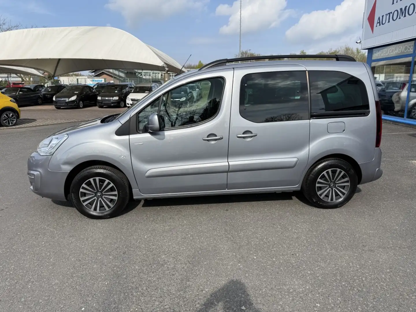 Peugeot Partner Outdoor NAVI AHK PDC Grijs - 2
