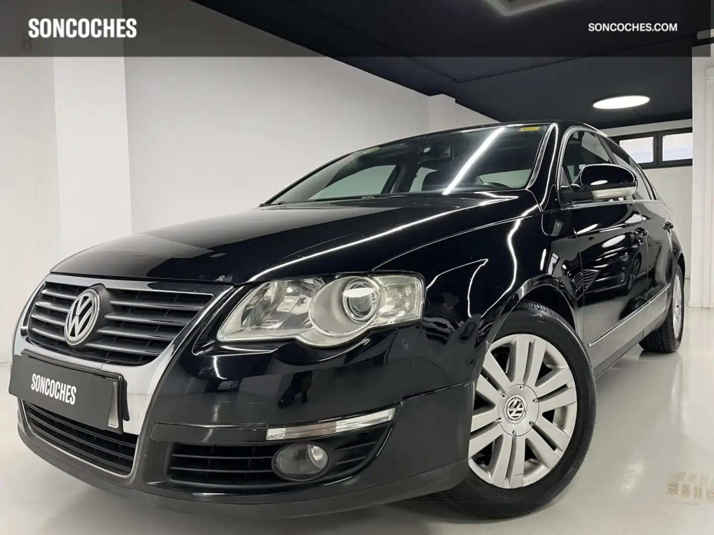 Volkswagen Passat 2.0TDI Advance Noir - 1