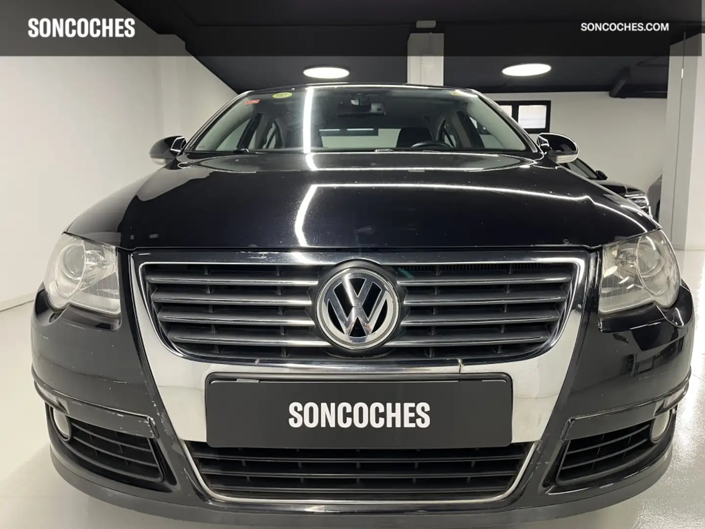 Volkswagen Passat 2.0TDI Advance Noir - 2