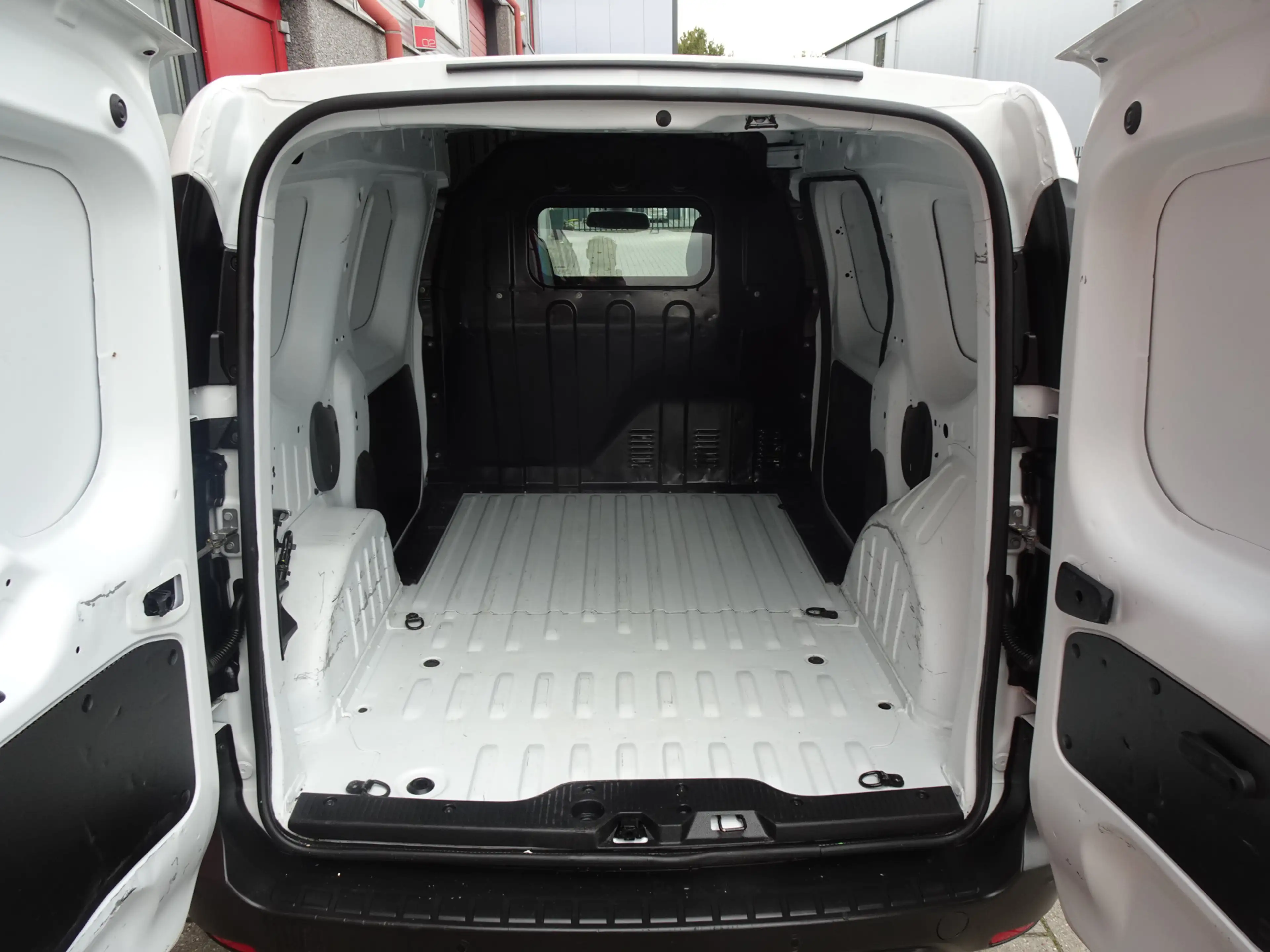 Renault Express 1.3 TCe 100 Comfort benzine uitvoering airco uniek — photo 12