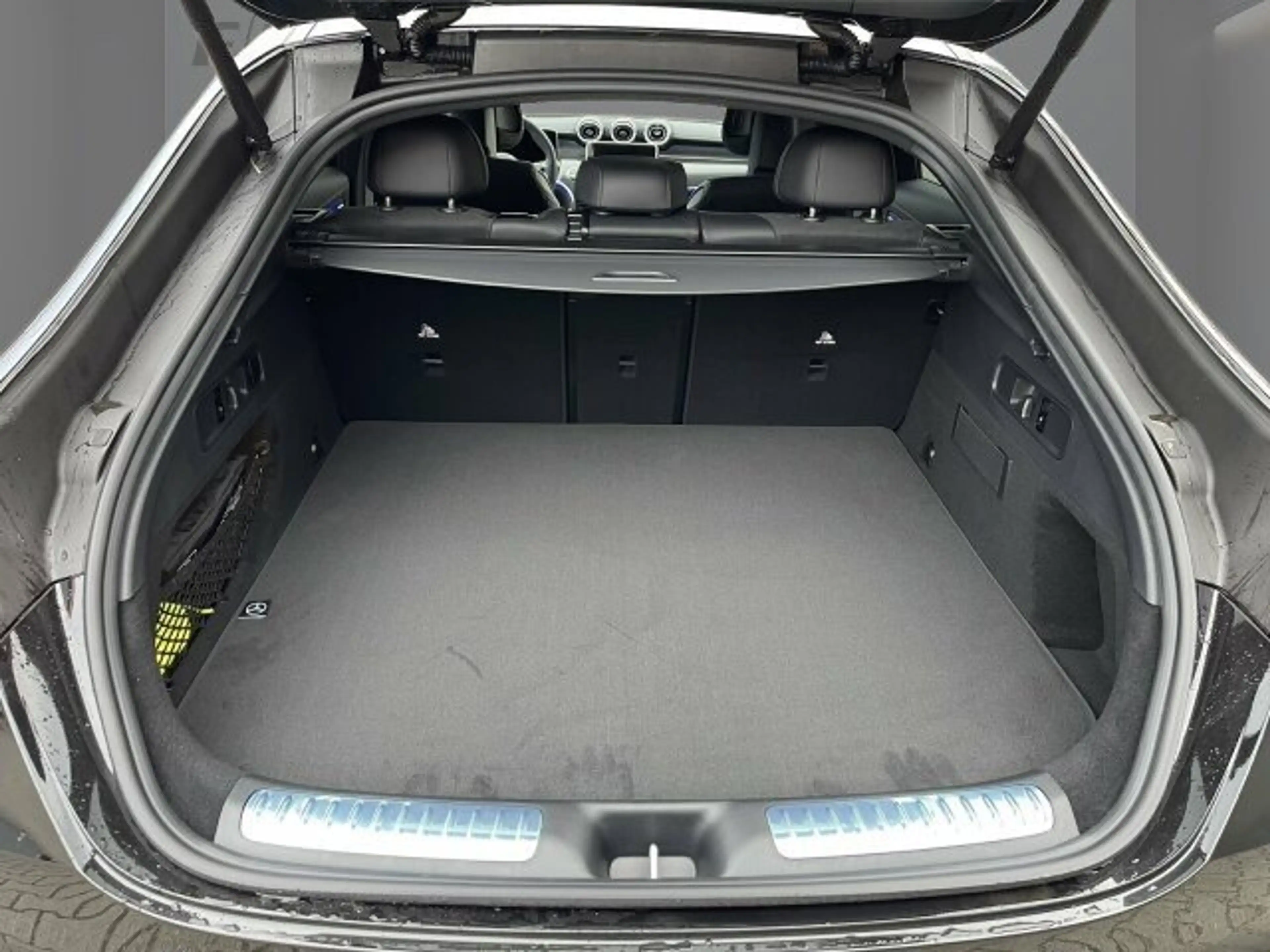 Mercedes-Benz GLC 450 d AMG/Pano/Dist/360/Standhzg/AHK/Burmest — photo 11