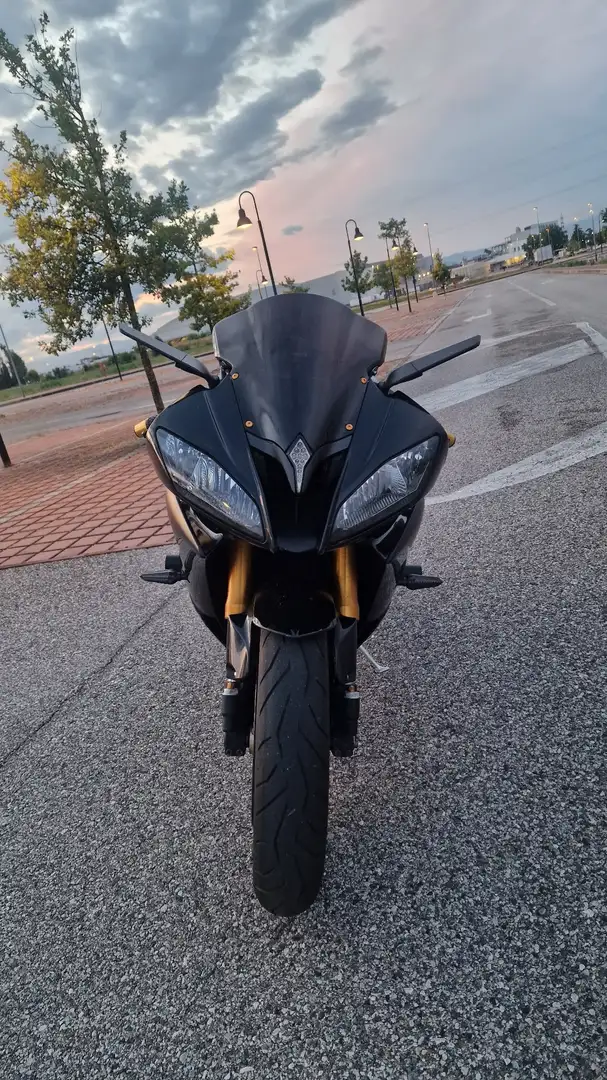 Yamaha YZF-R6 Nero e Oro Zwart - 2