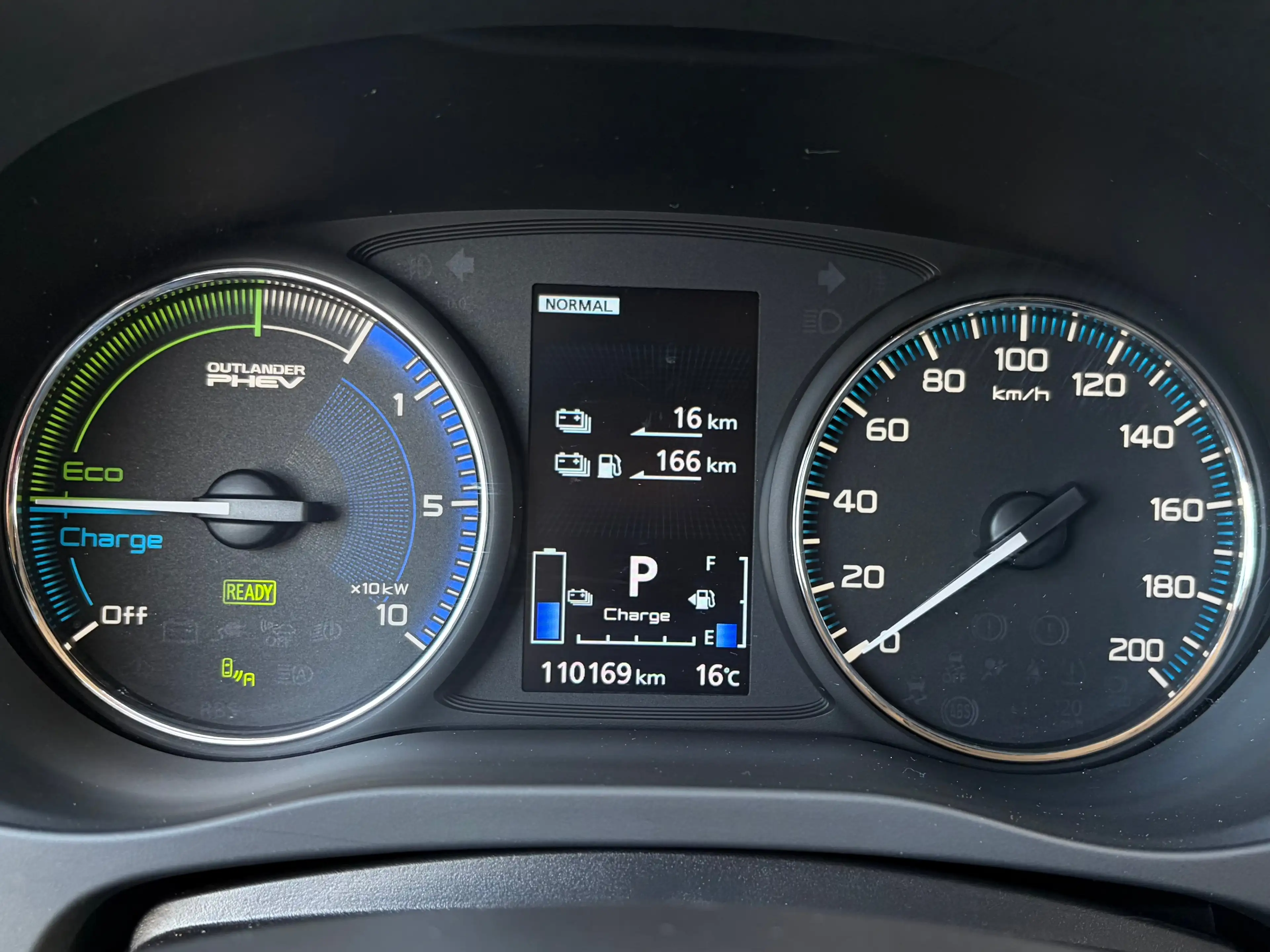Mitsubishi Outlander 225pk PHEV Intense+ Automaat | Trekhaak 1500 kg ge — photo 3