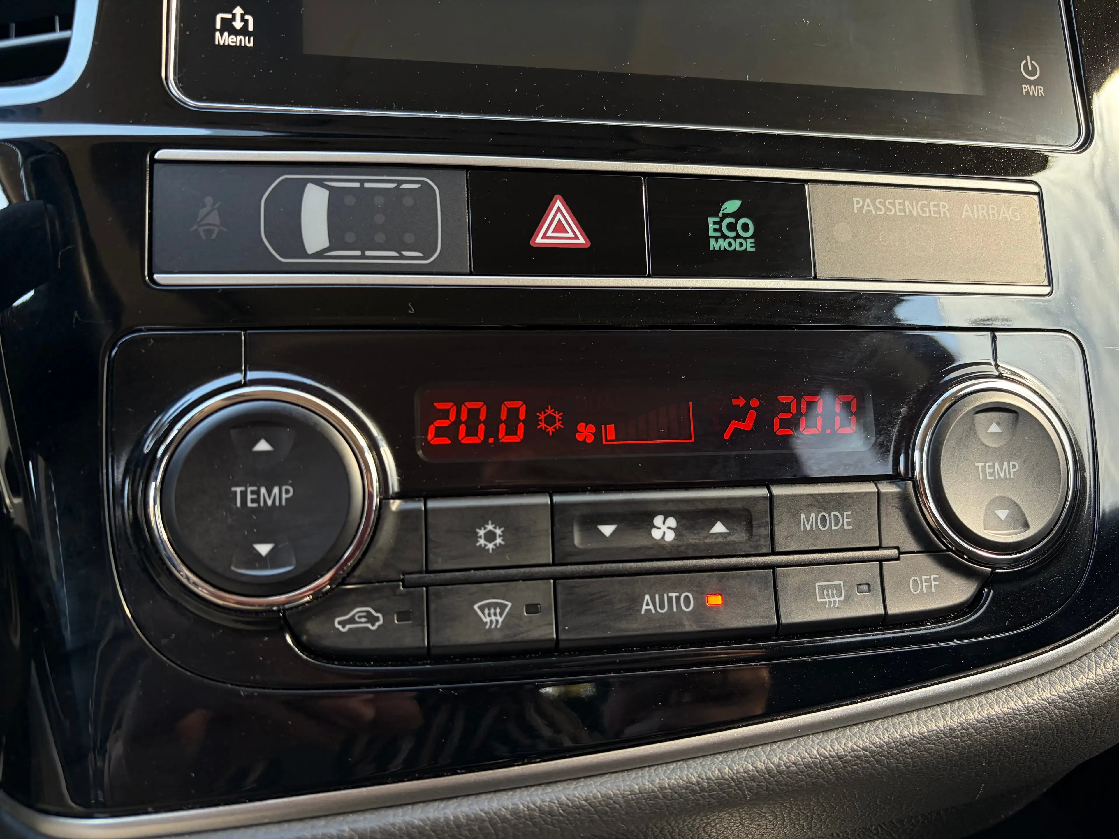 Mitsubishi Outlander 225pk PHEV Intense+ Automaat | Trekhaak 1500 kg ge — photo 40