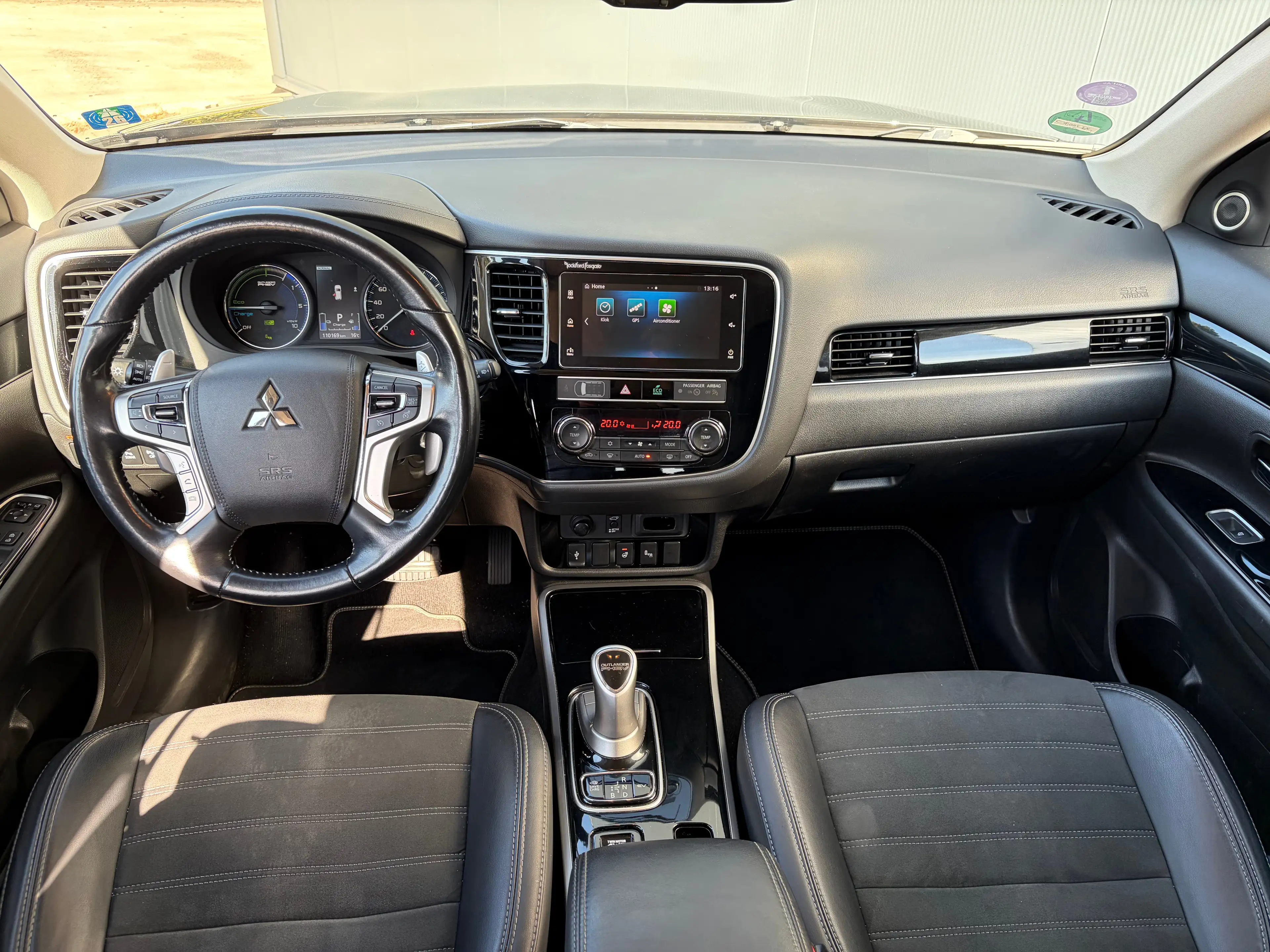 Mitsubishi Outlander 225pk PHEV Intense+ Automaat | Trekhaak 1500 kg ge — photo 7