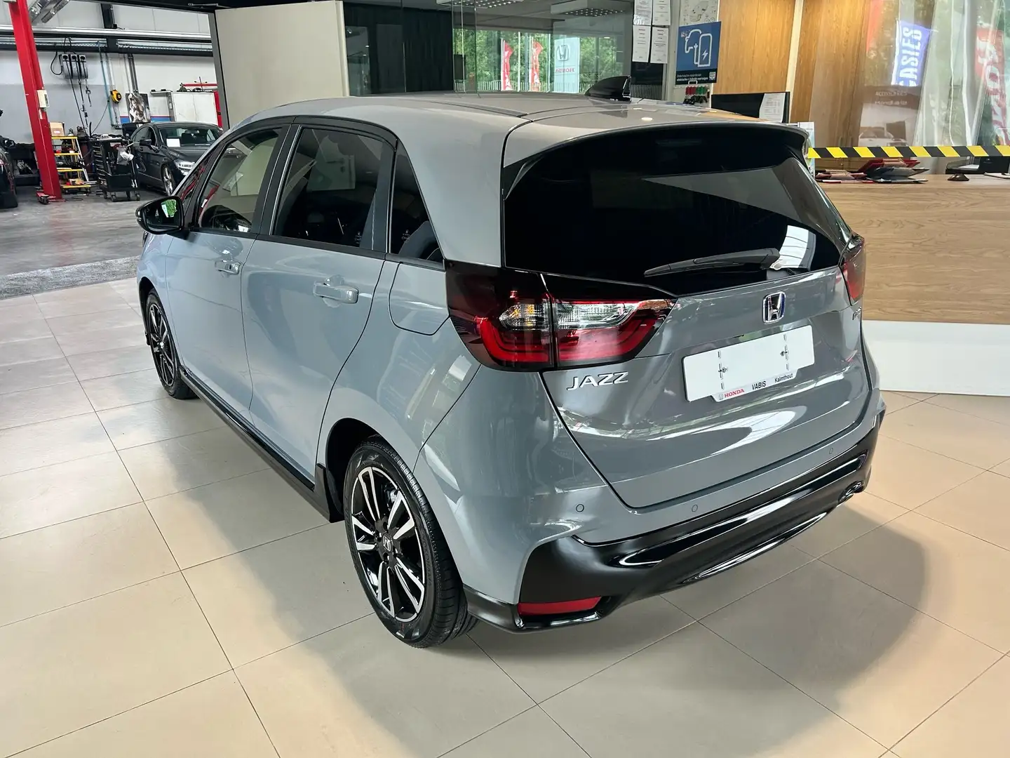 Honda Jazz 1.5i-MMD e:HEV Advance Sport -€4000 JUNI ACTIE Šedá - 2