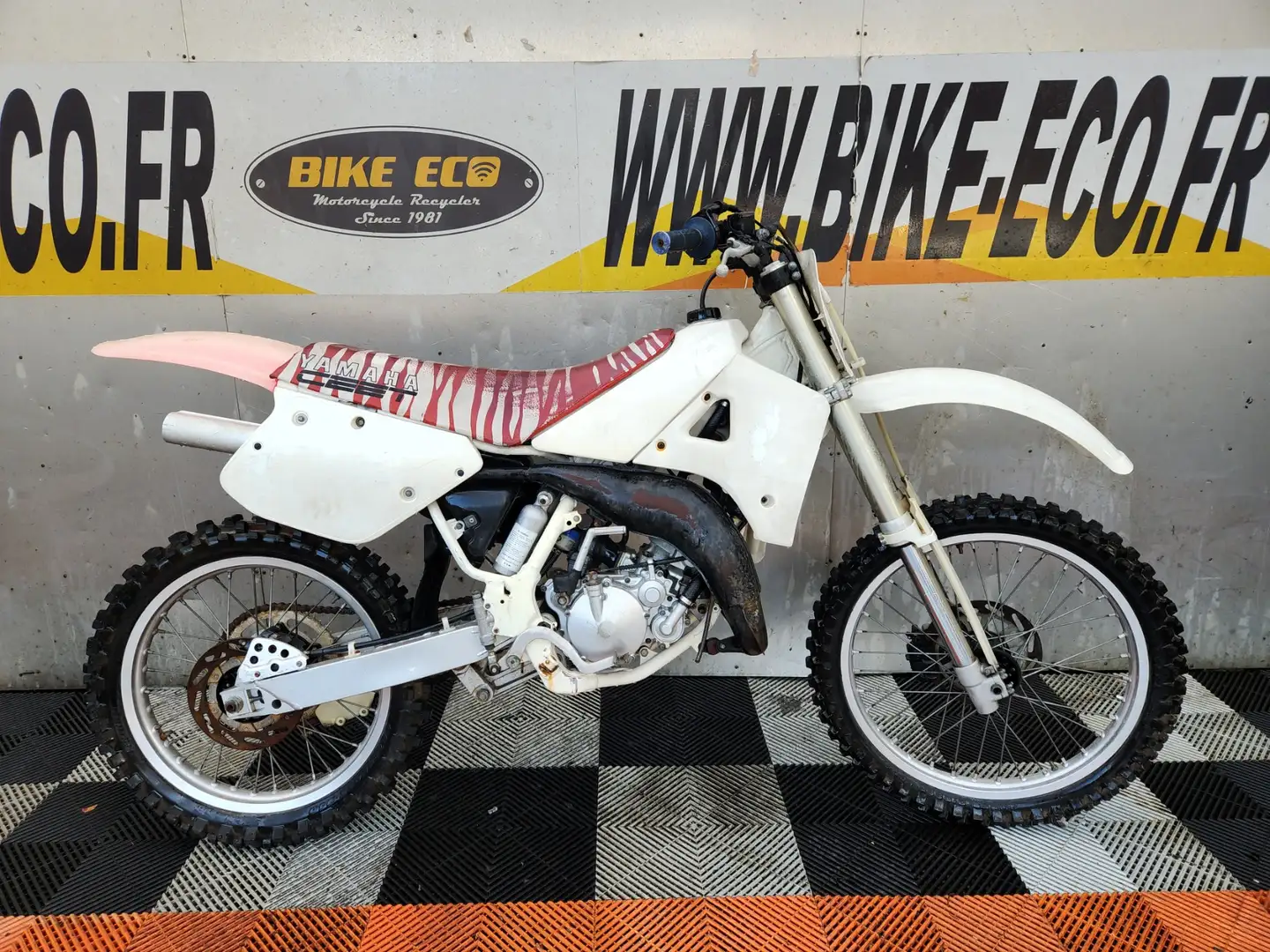 Yamaha YZ 125 Biały - 1
