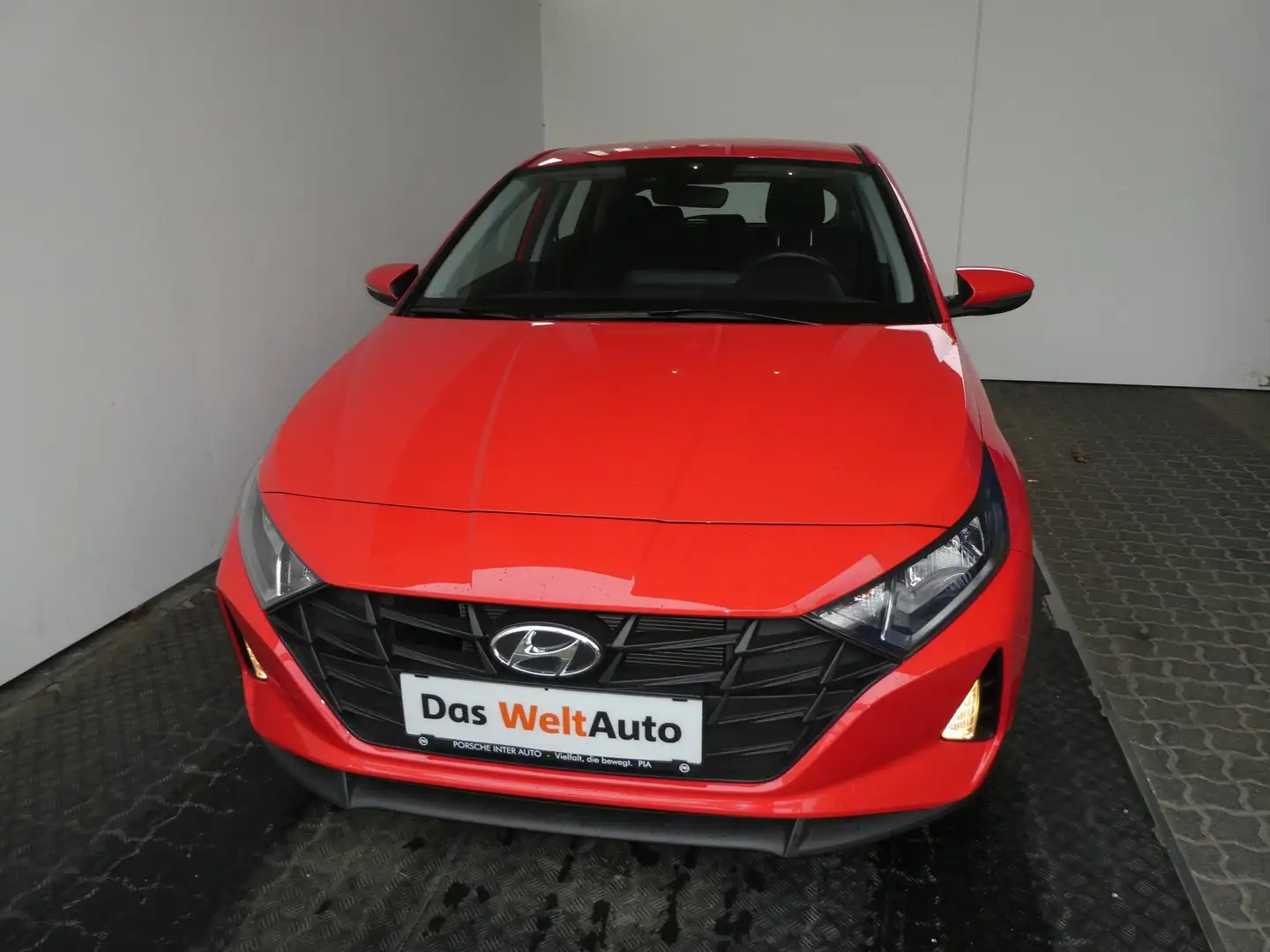 Hyundai i20 1,2 MPI i-Line Plus Rot - 2