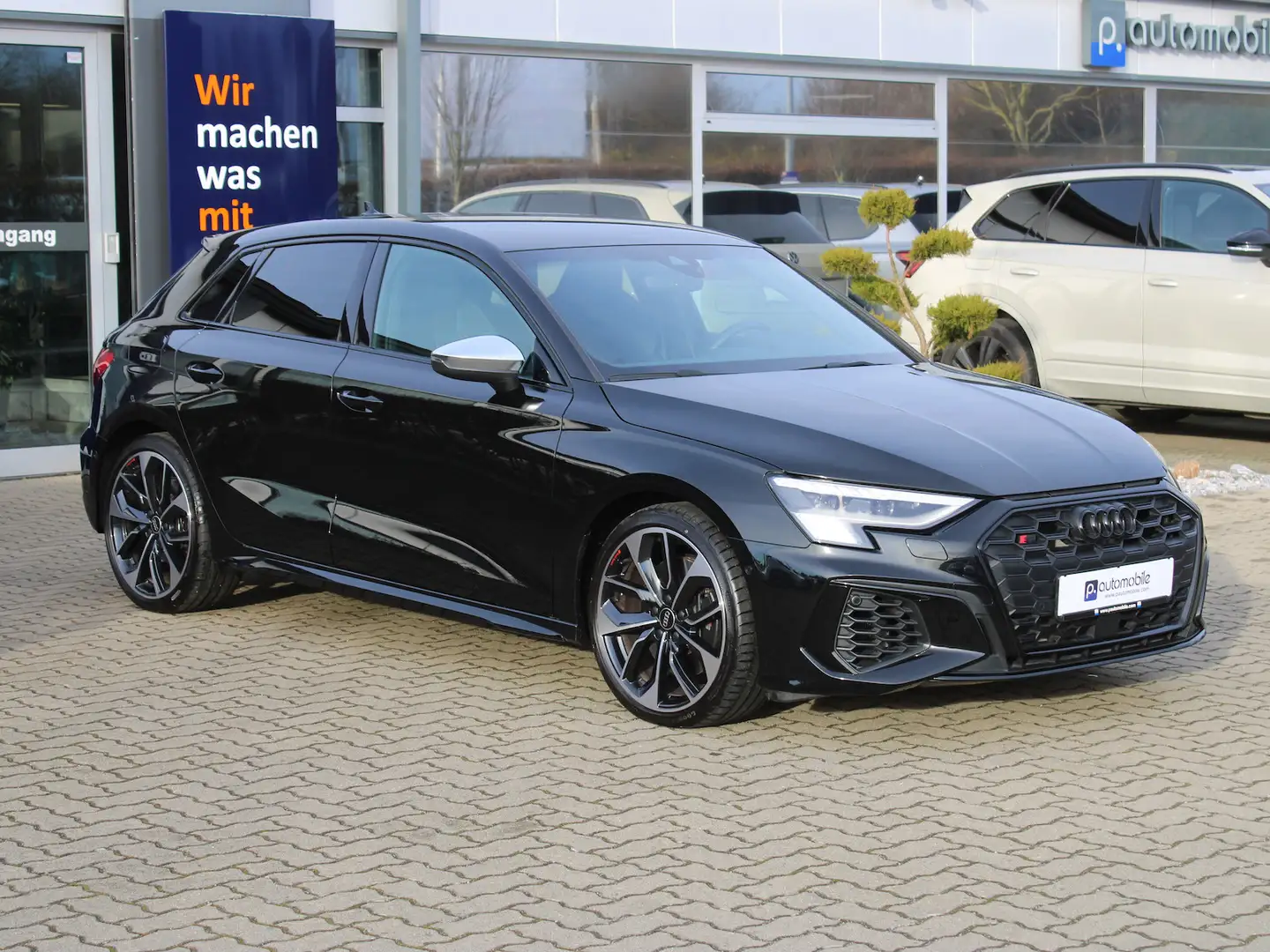 Audi S3 Sportback 2.0 TFSI quattro*NAVI*MATRIX*ACC* Schwarz - 2