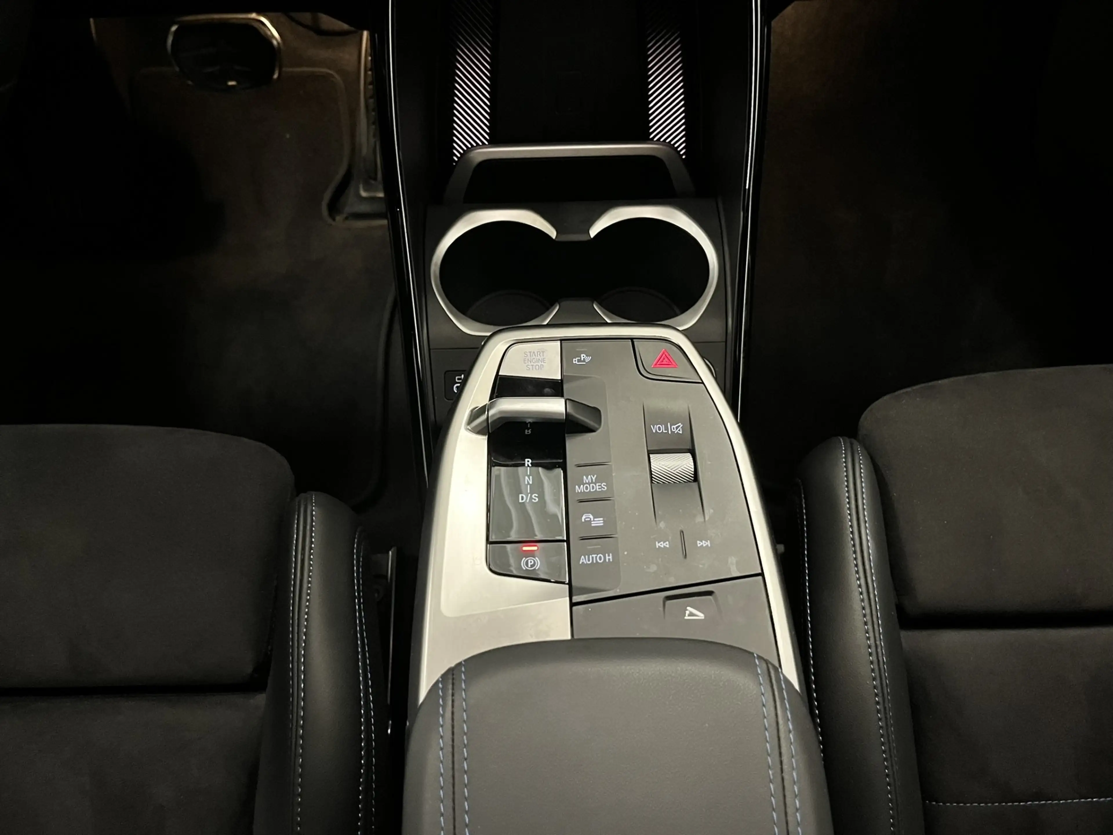 BMW X2 xDrive20d *M-Sportpaket PRO* — photo 11